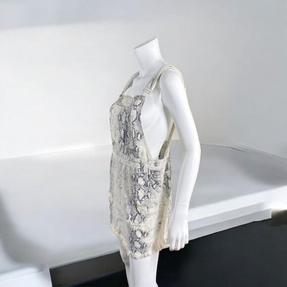 Pol Snakeskin Overall Skirt Beige Size Medium - Picture 14 of 16